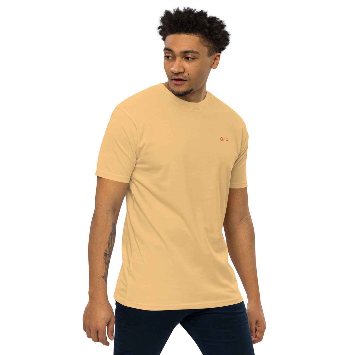 Men's Premium Heavyweight T-Shirt | Qilo Print | Vintage Gold + Red