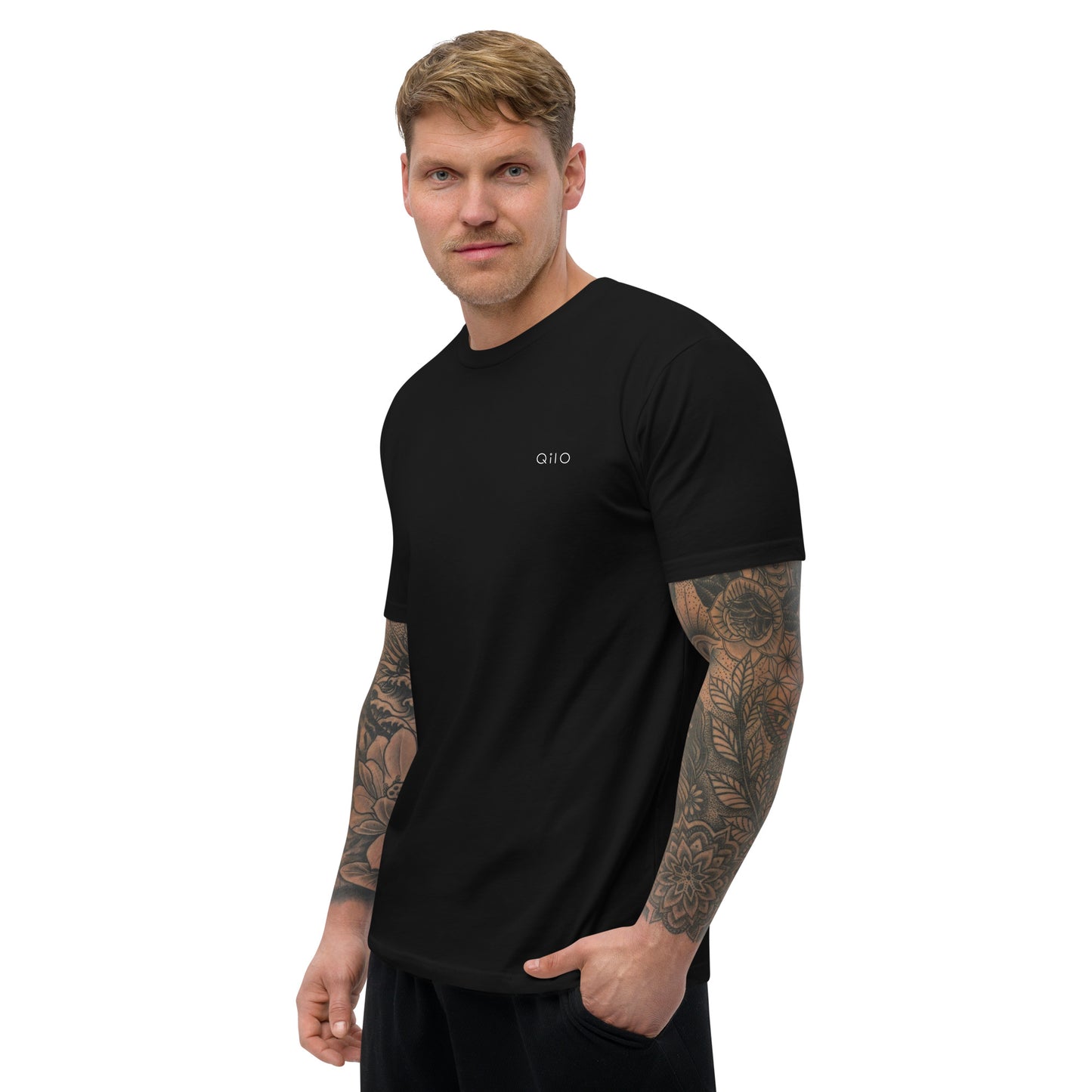 Men's Fitted T-Shirt | Qilo Print | Black + White